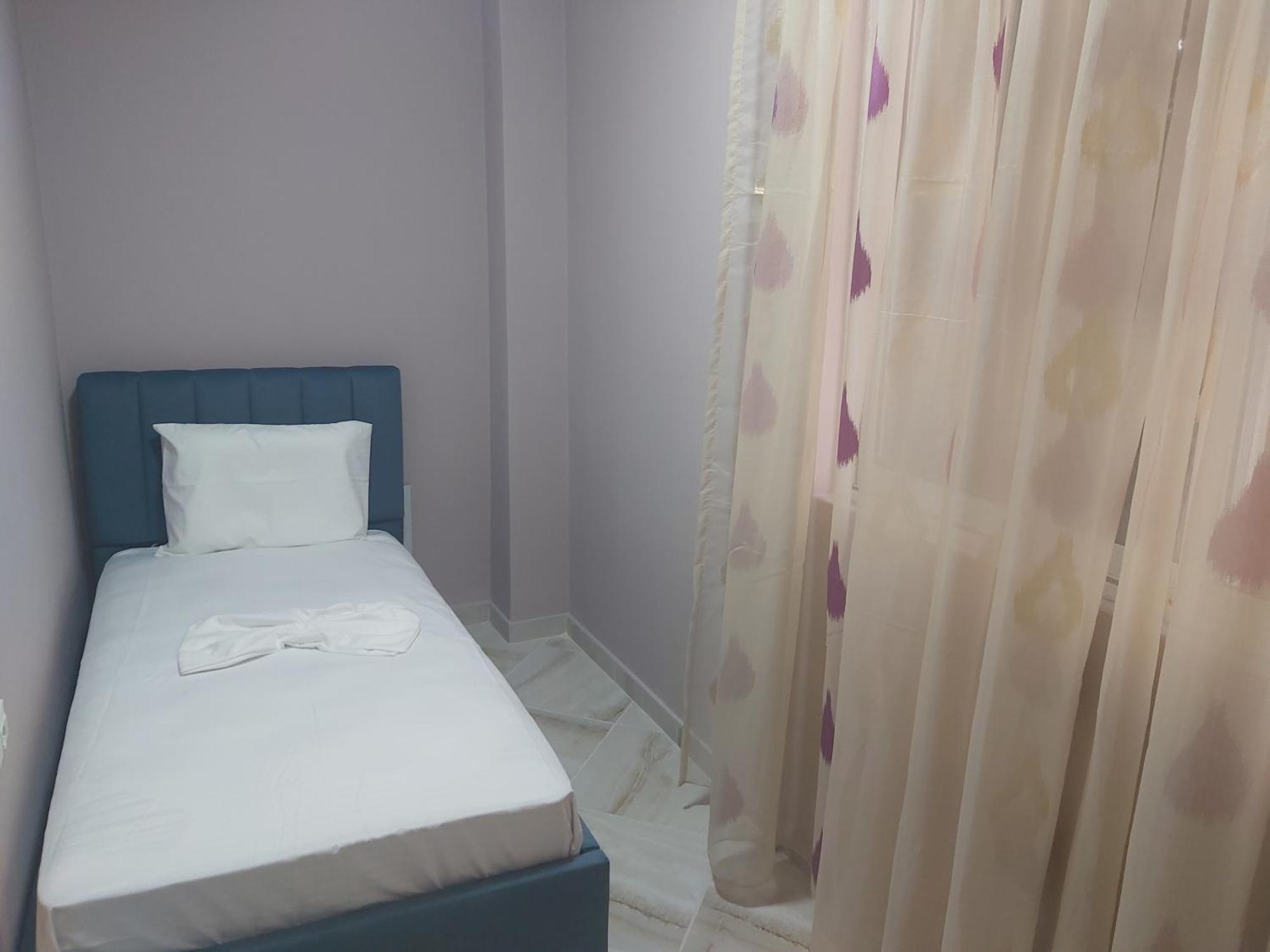 Gesapartment Тирана Екстериор снимка