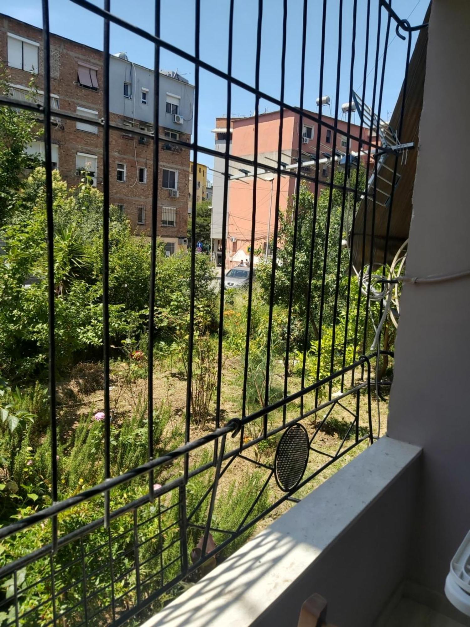 Gesapartment Тирана Екстериор снимка