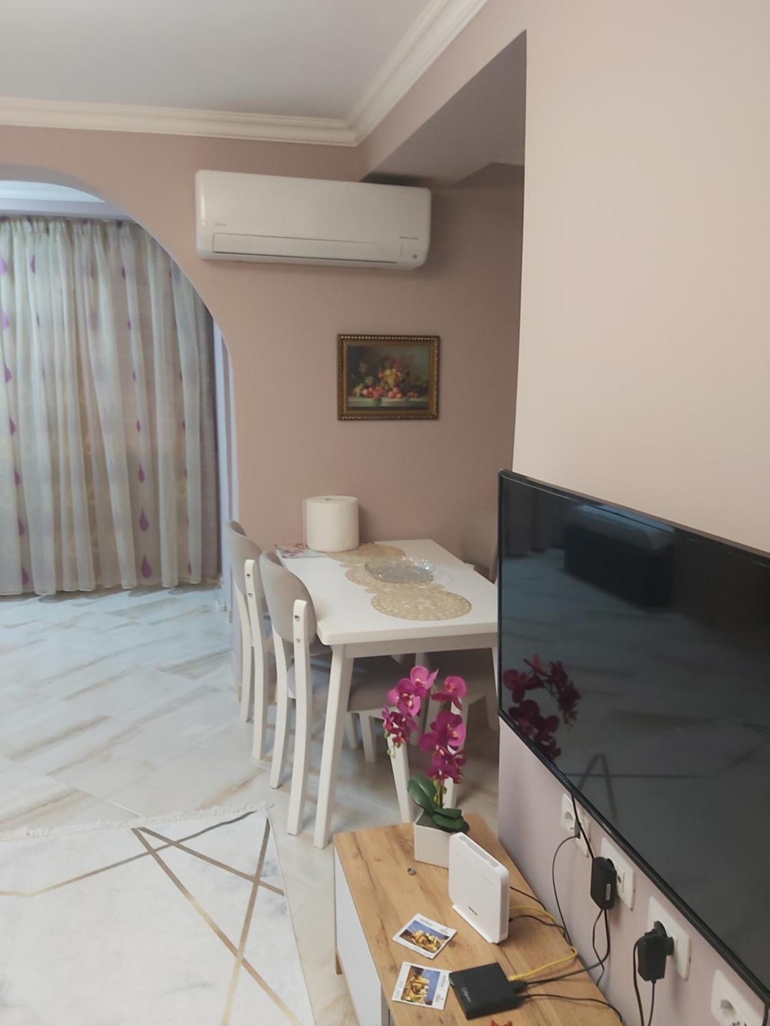 Gesapartment Тирана Екстериор снимка